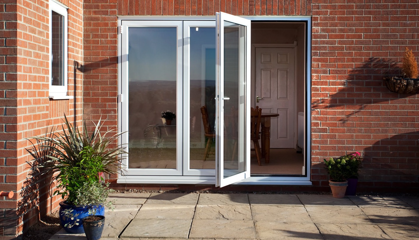 Пластиковые двери