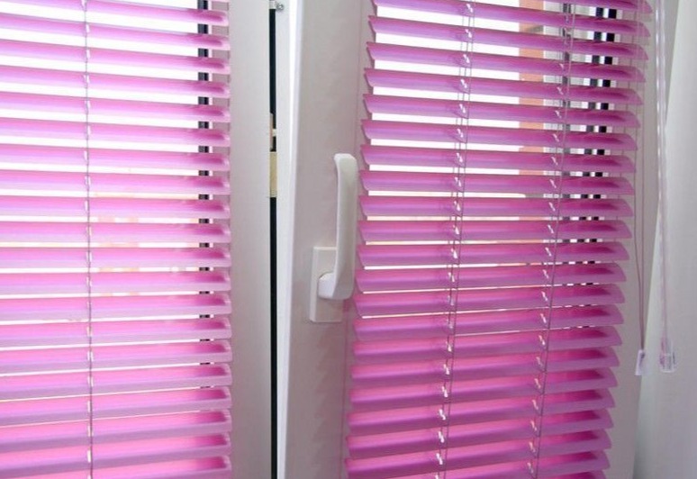 Жалюзи на пластиковые окна