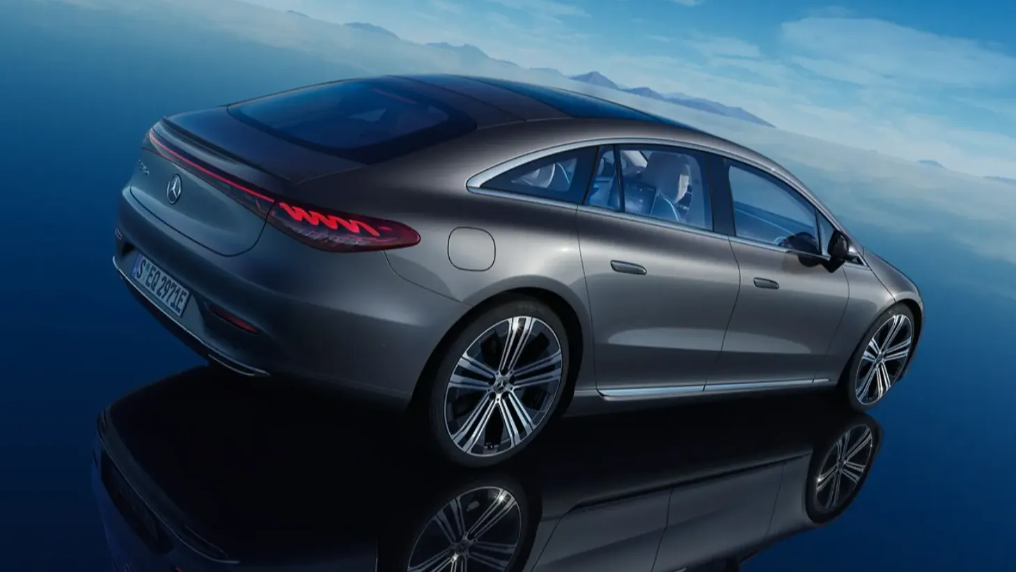 Mercedes EQS