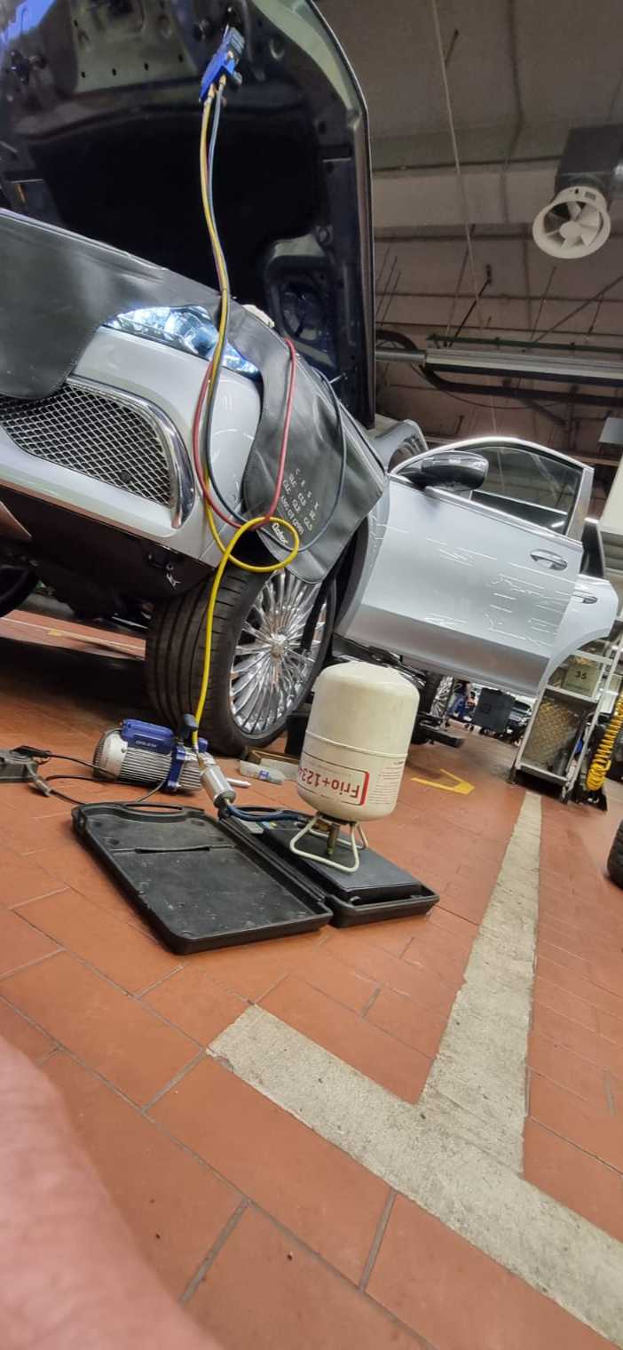 заправка фреона в Mercedes-Maybach 2023