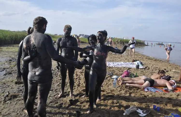 Полезное и веселое грязолечение