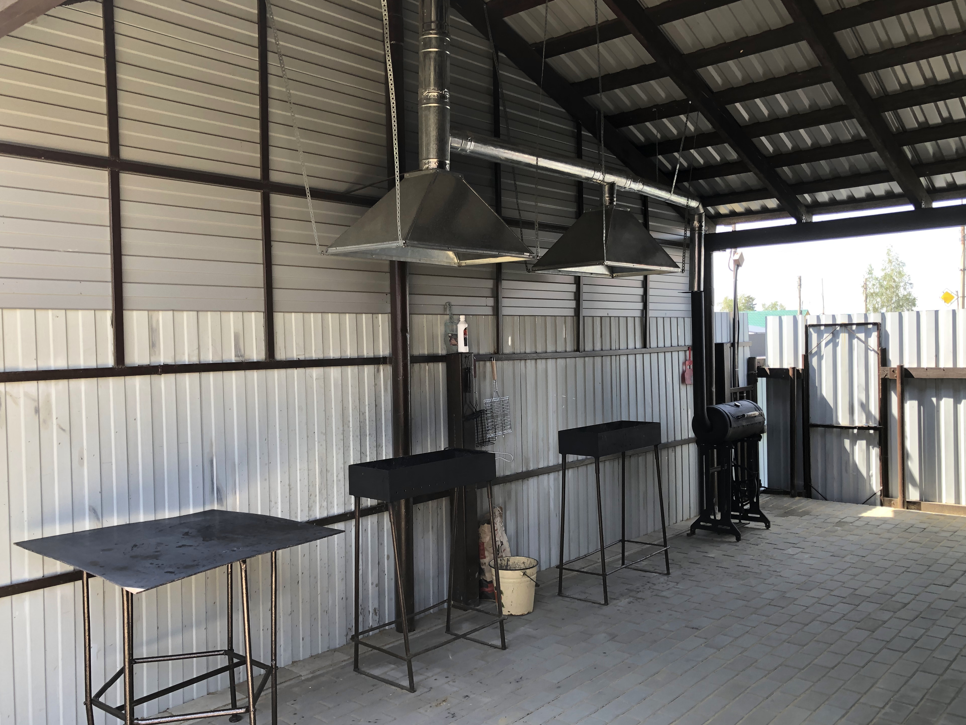 Детская площадка на территории