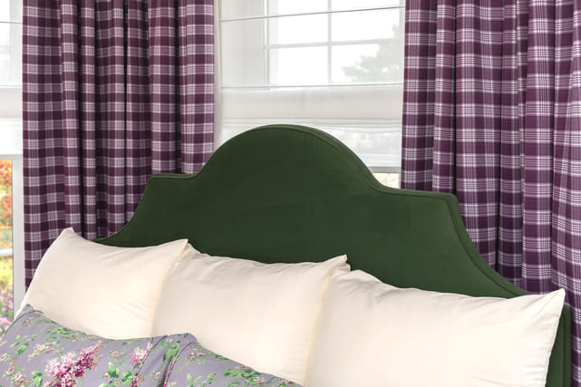 Curtains on grommets3