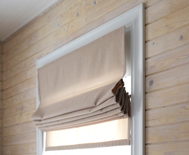 Roman_curtains