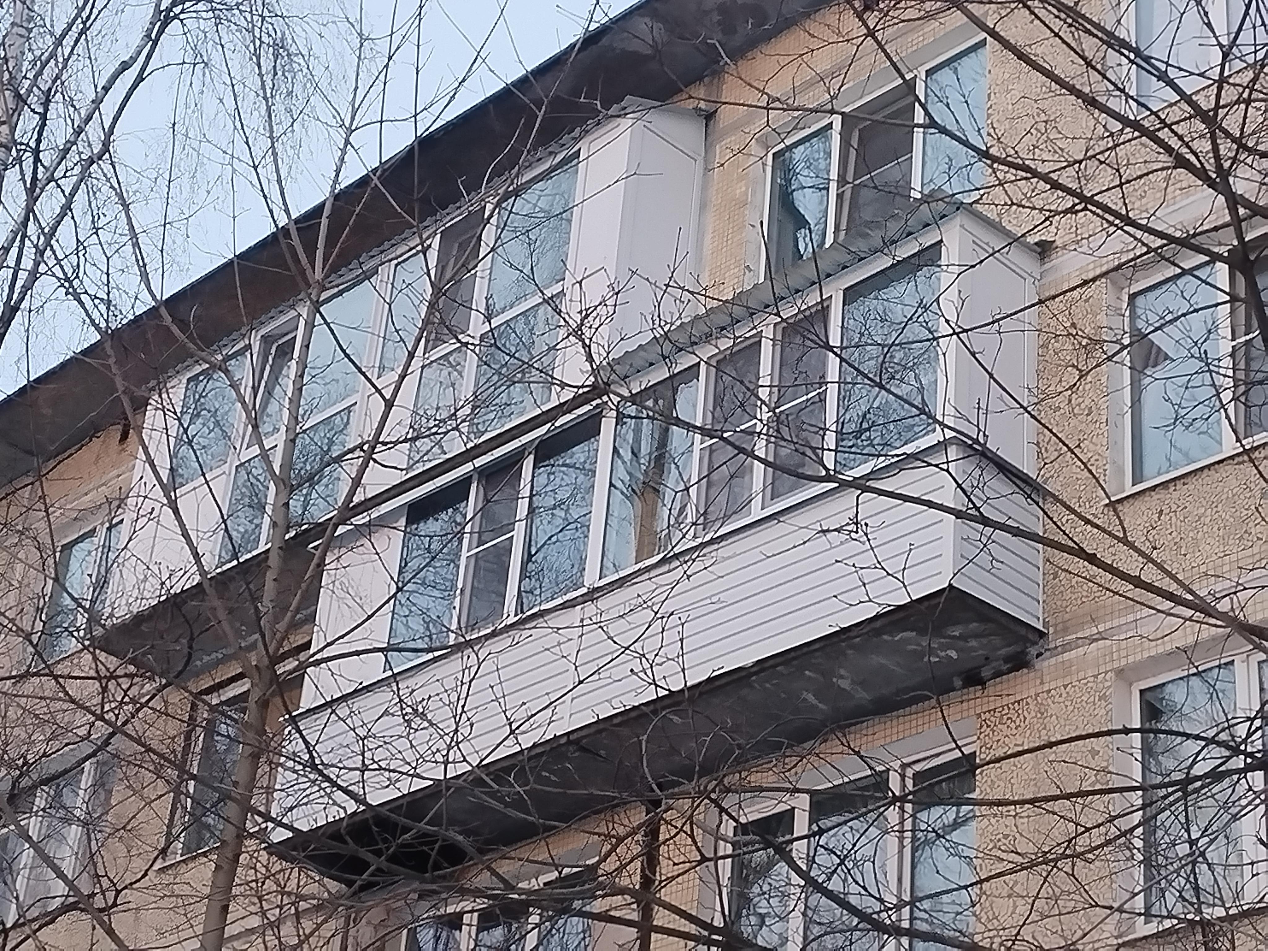 Остекление пластиковыми окнами в панельных домах