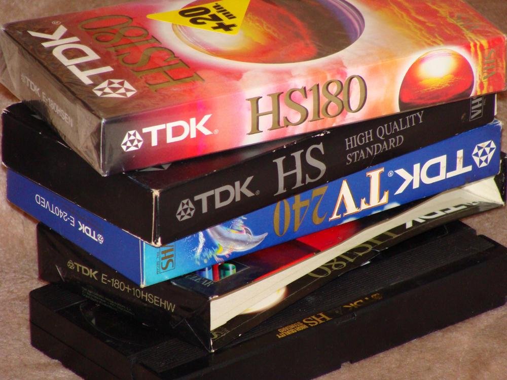 Мы оцифровываем VHS кассеты