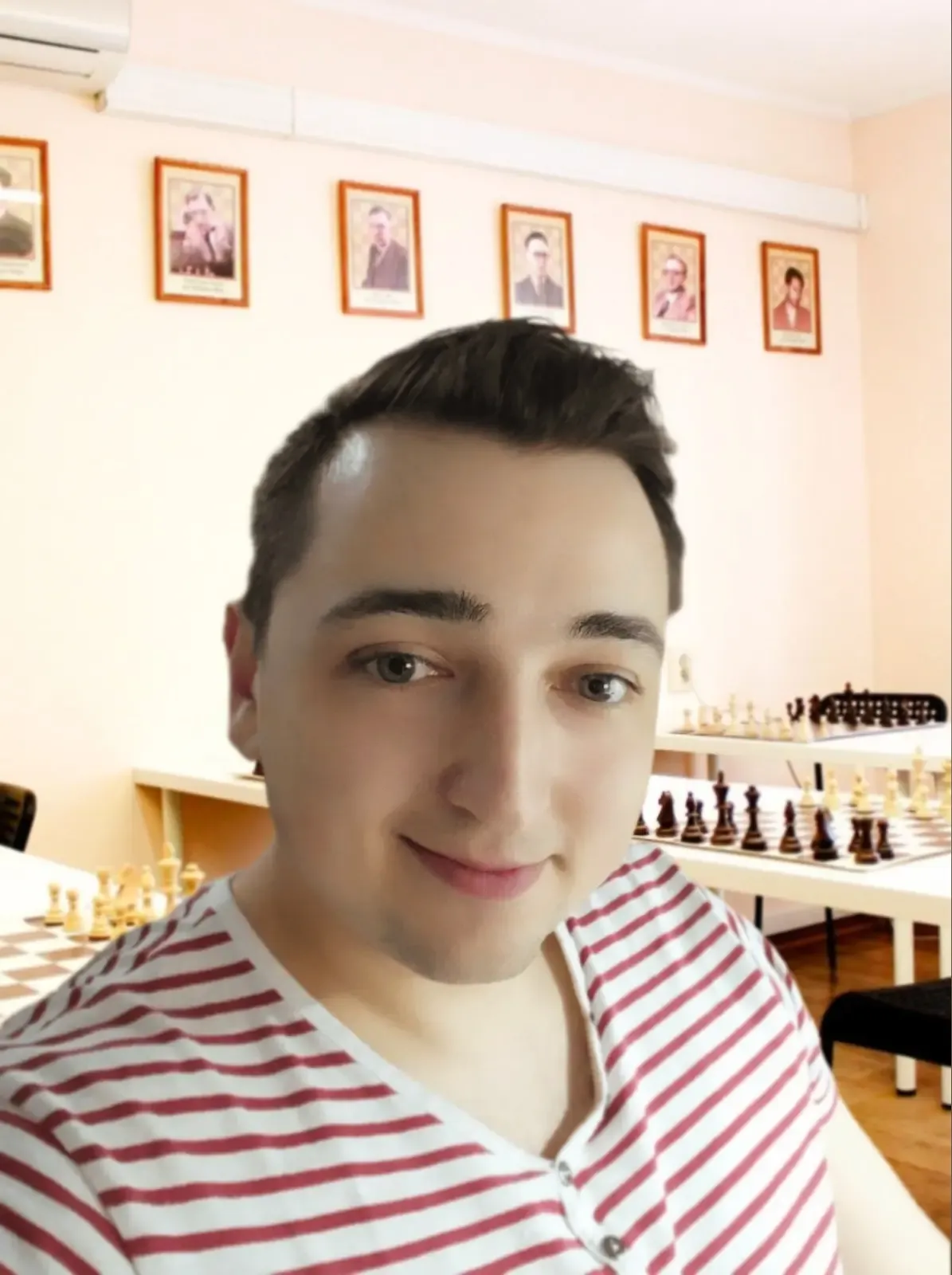 Тренер онлайн-школы шахмат chessbc Руслан Мухамадиев