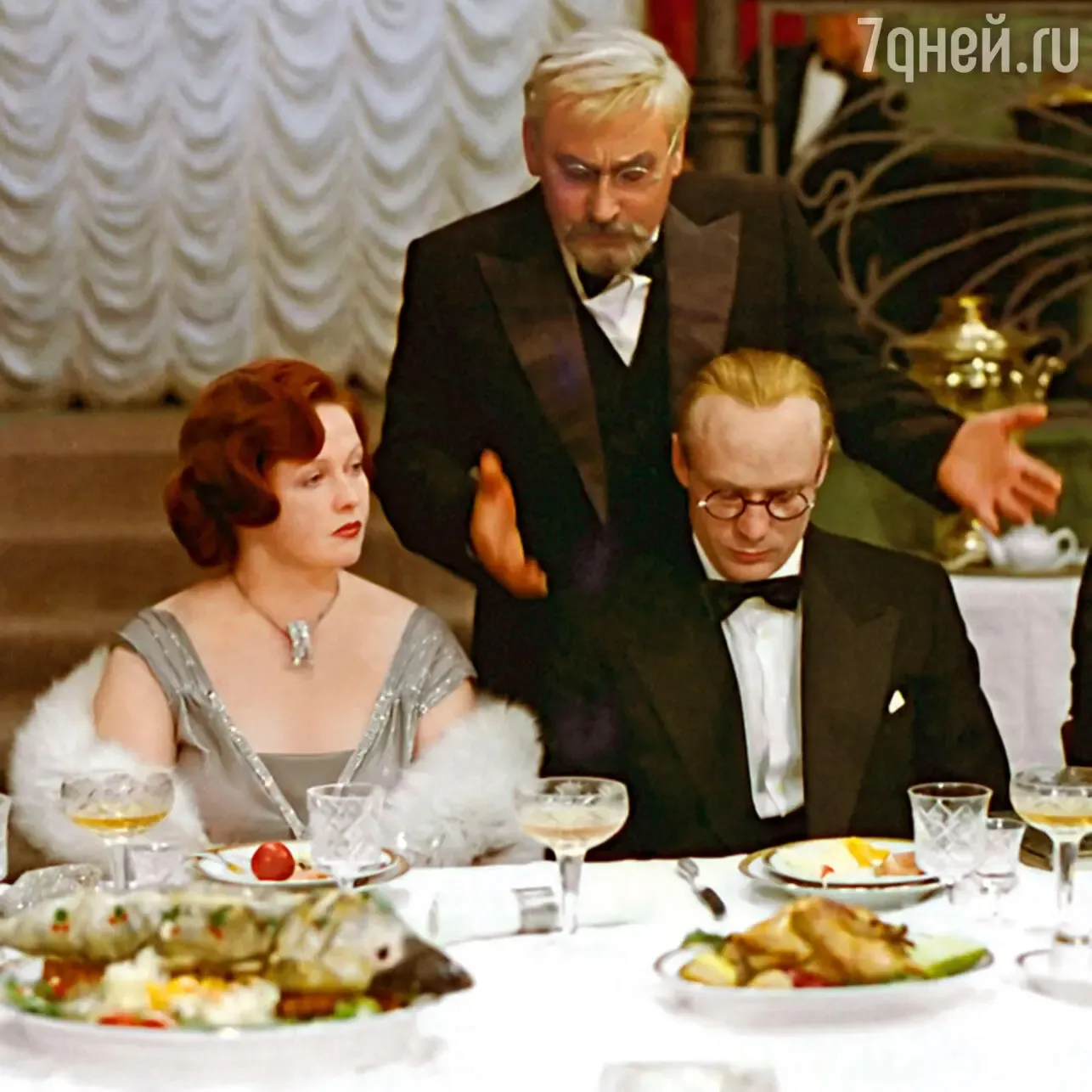 Фильм «Белый снег России» 1980 года - биография шахматиста Александра Алехина. Чемпион мира за шахматной доской