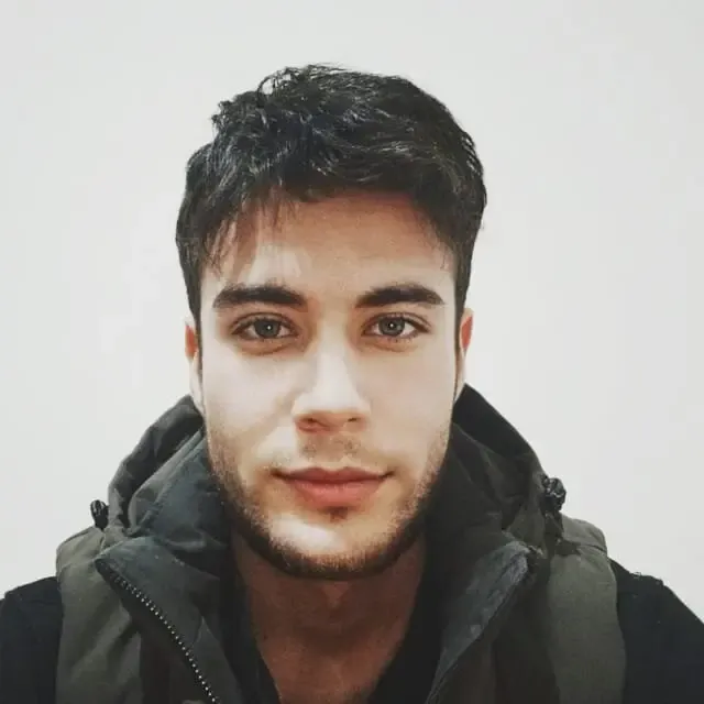 Матвей Кузнецов - ученик шахматной школы с прогрессом рейтинга с 1200 до 1600 на Lichess