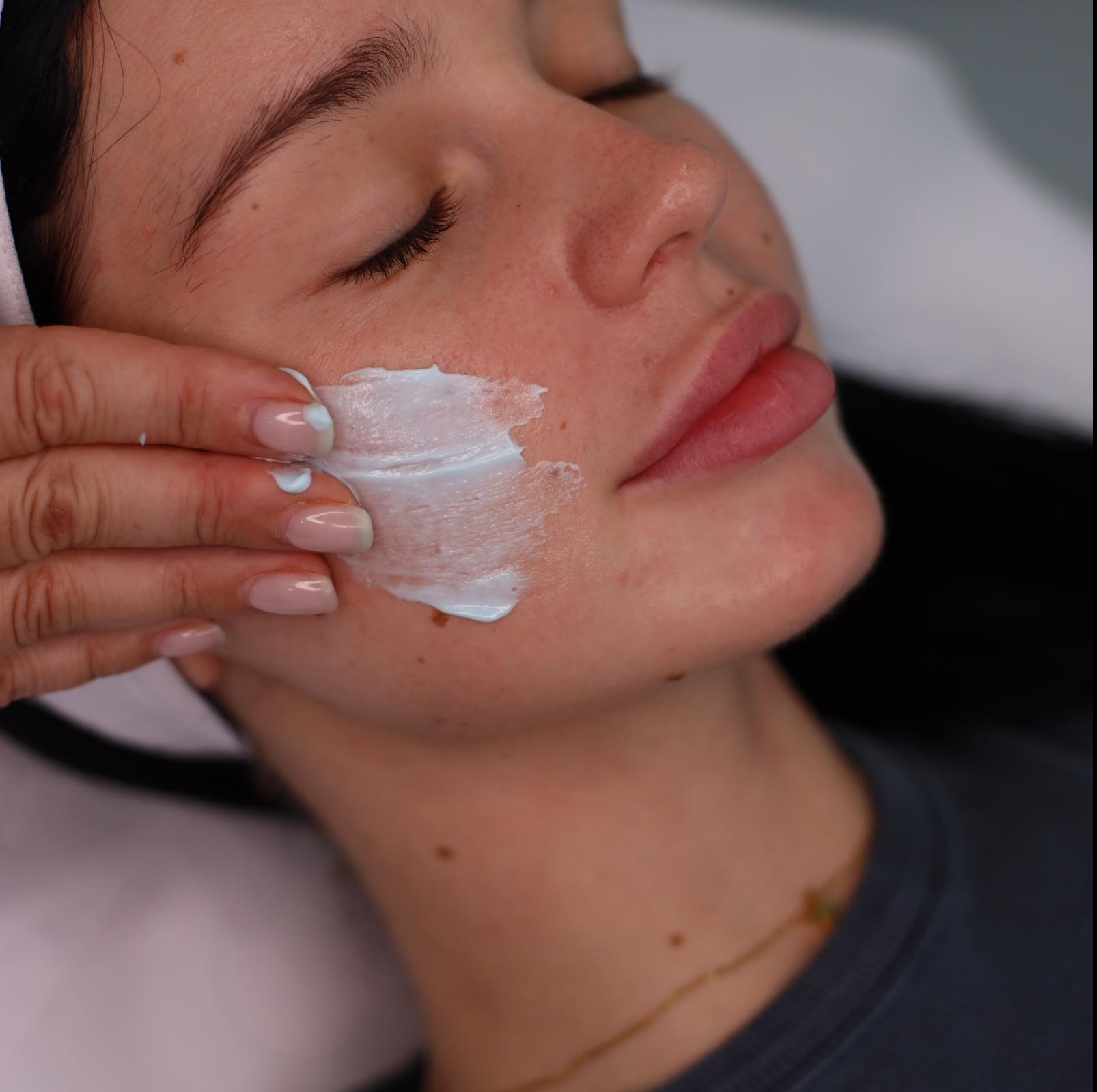 Косметолог в Нячанге