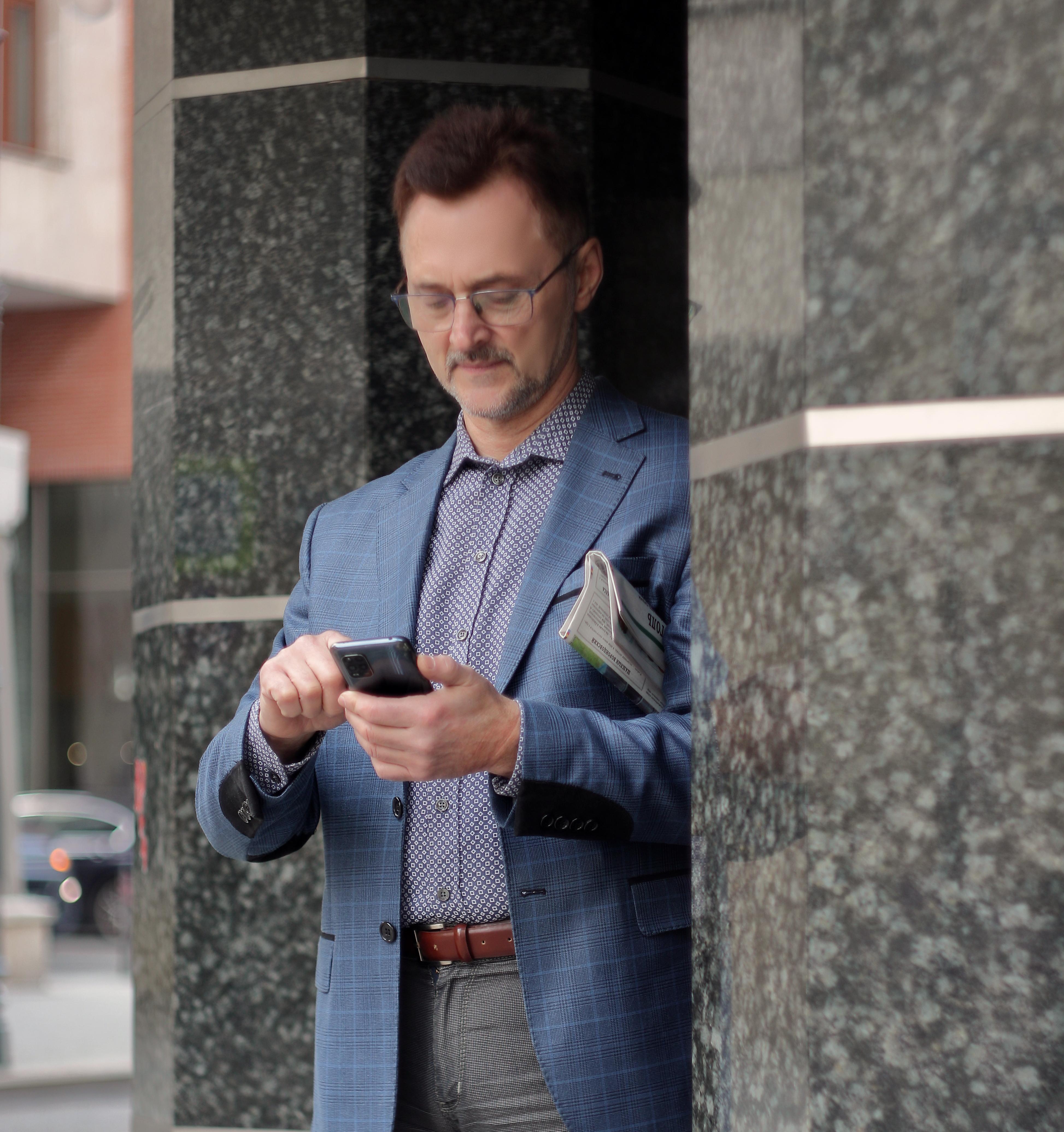 Портретная фотосъёмка в интерьерной студии для адвокатов и юристов