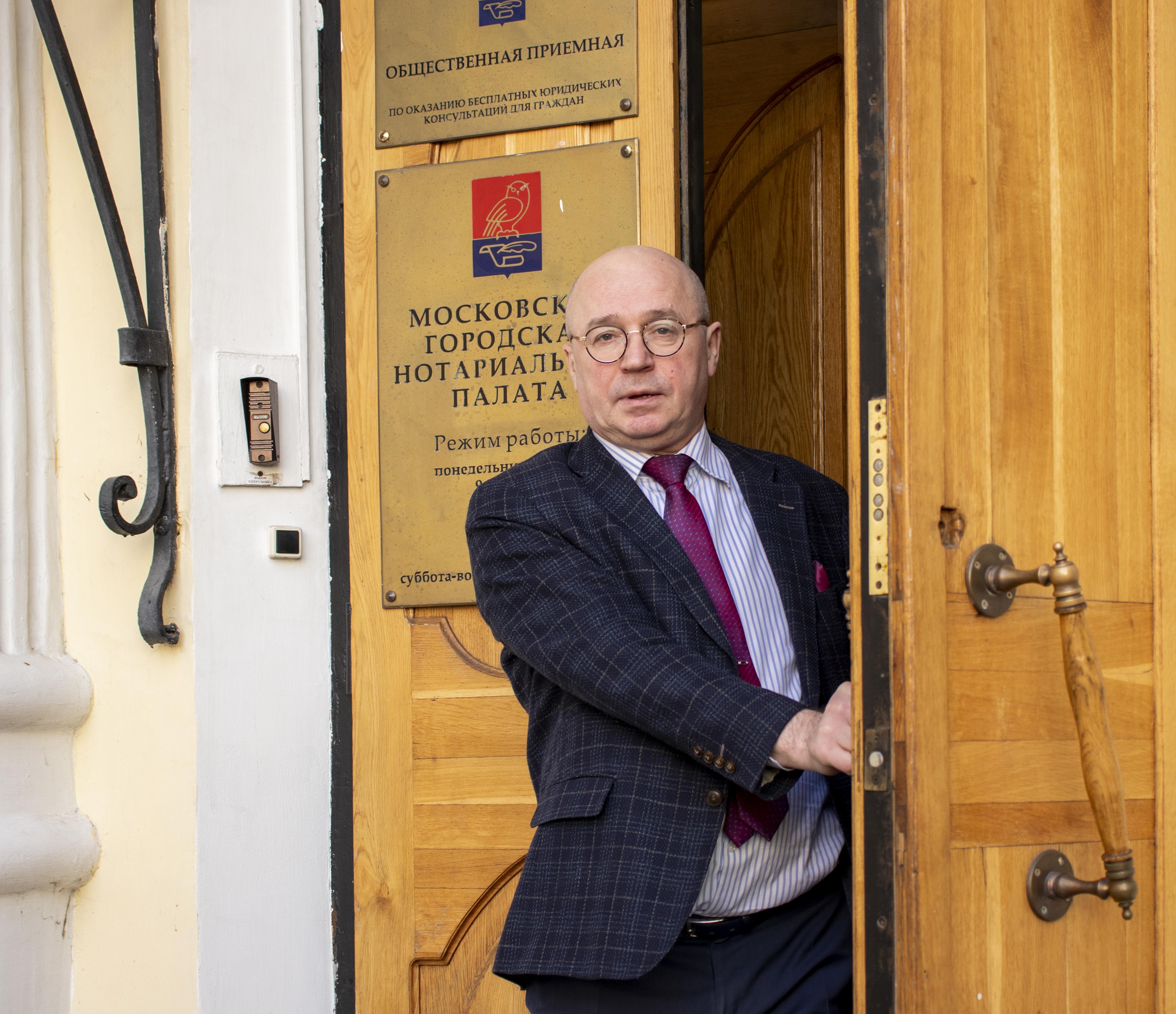 Фотосъёмка портрета юриста в студии