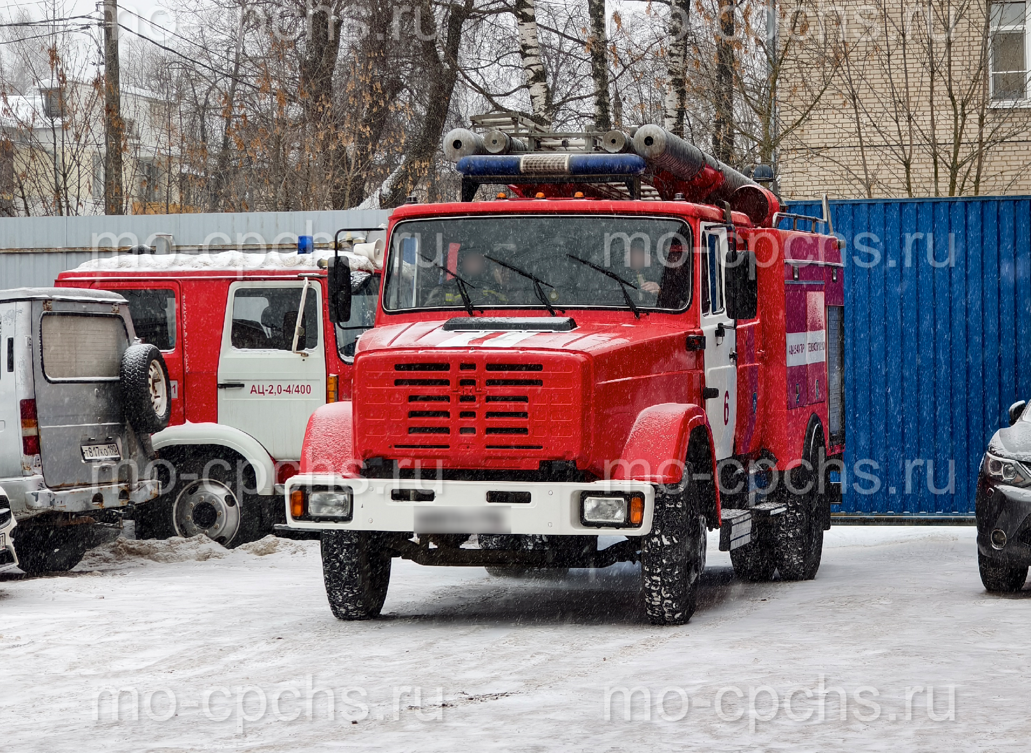 пожарная машина среднего класса на мероприятие