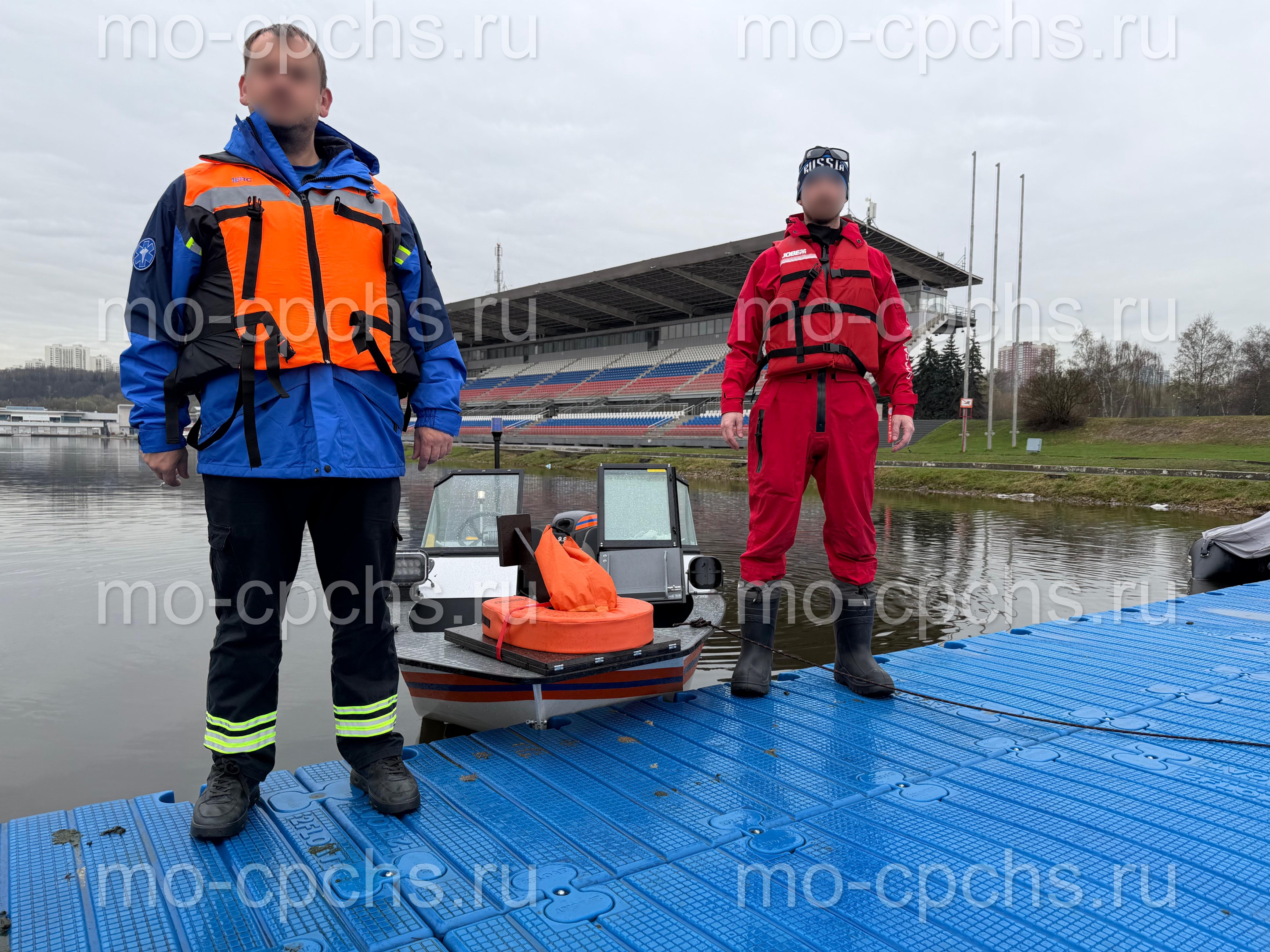 дежурство спасателей на воде 