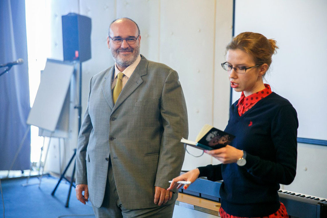 Traduttrice dello workshop "La tecnica del “bel canto” italiano" di Silvio Zanon nel quadro del 3° Festival Internazionale “Le voci ed i colori delle notti bianche”.