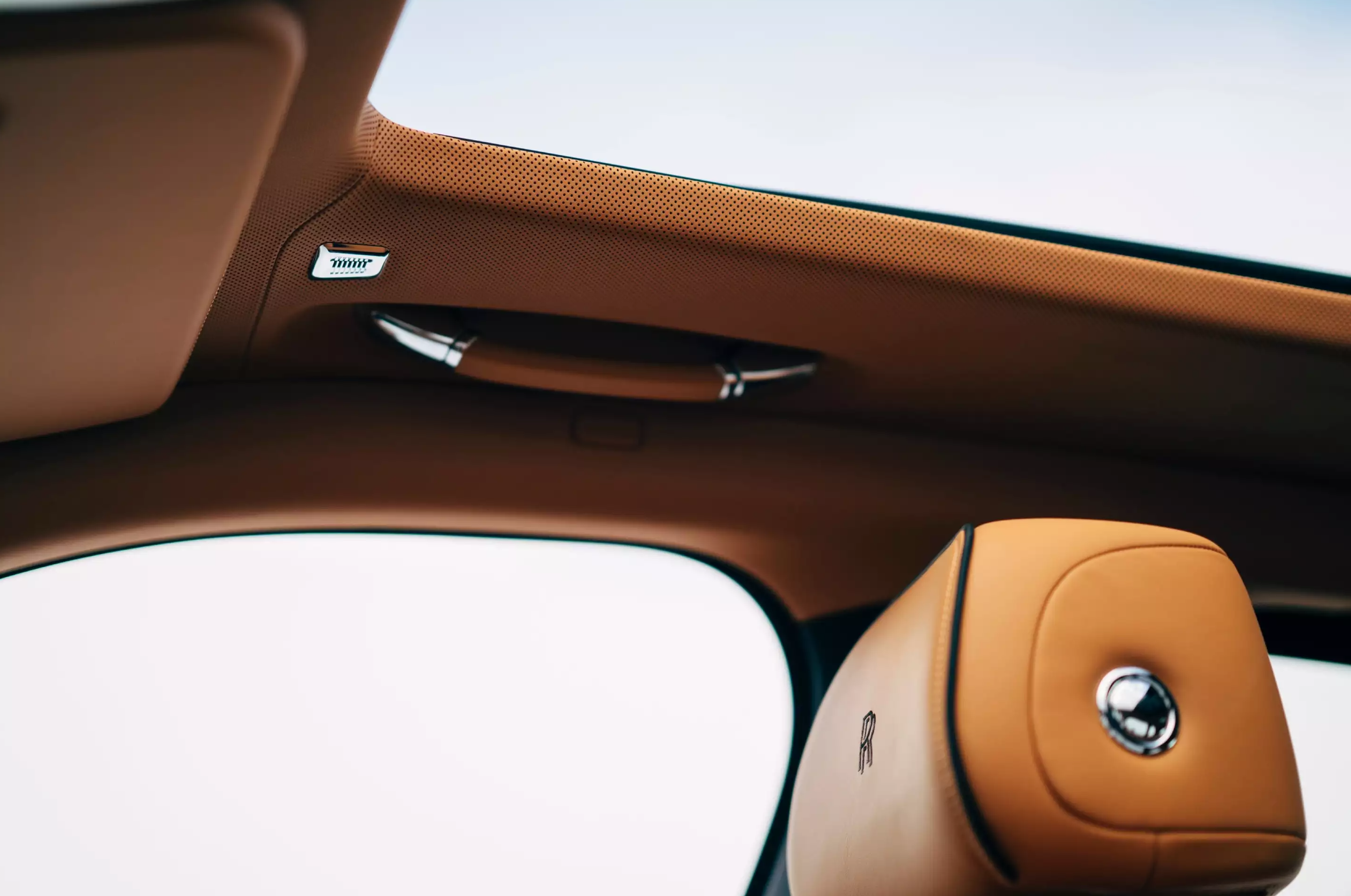 Rolls-Royce Cullinan заказать 