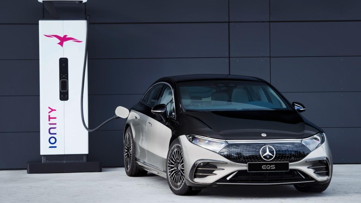 Mercedes EQS