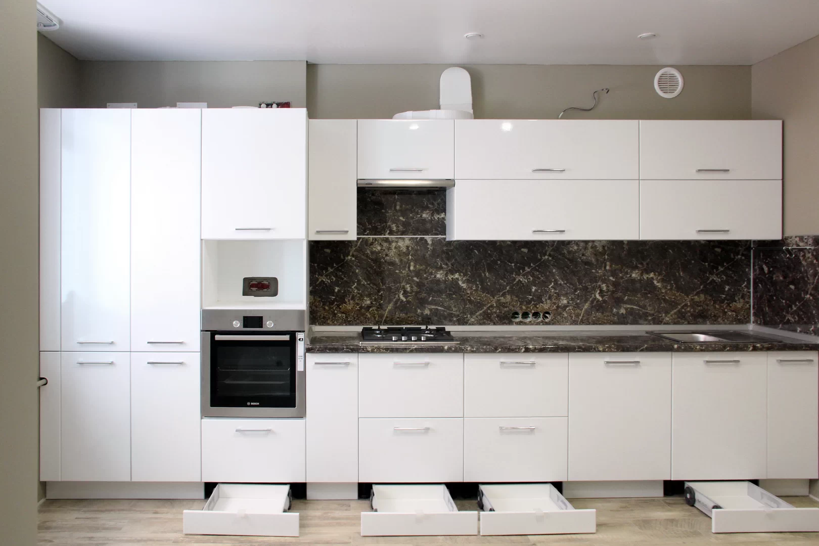 кухня белый глянец 2