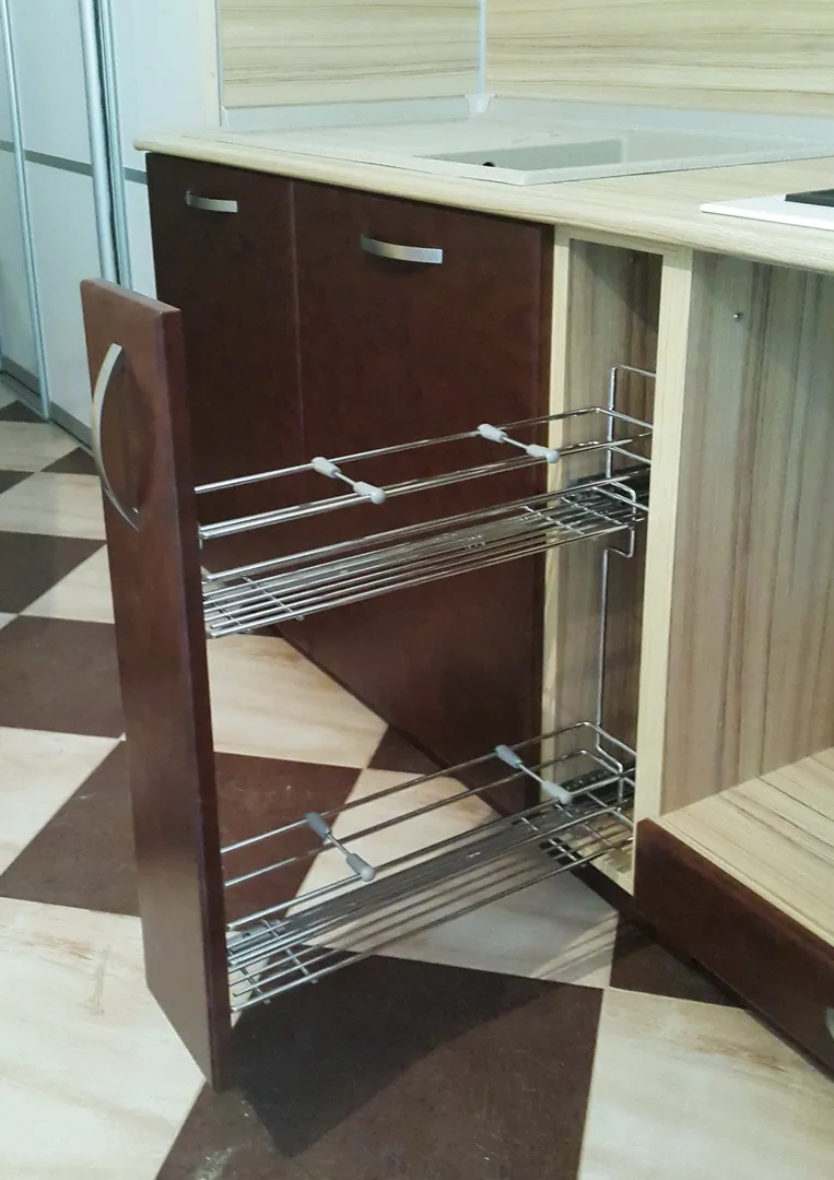 кухня Белый глянец и Коричневая кожа 7