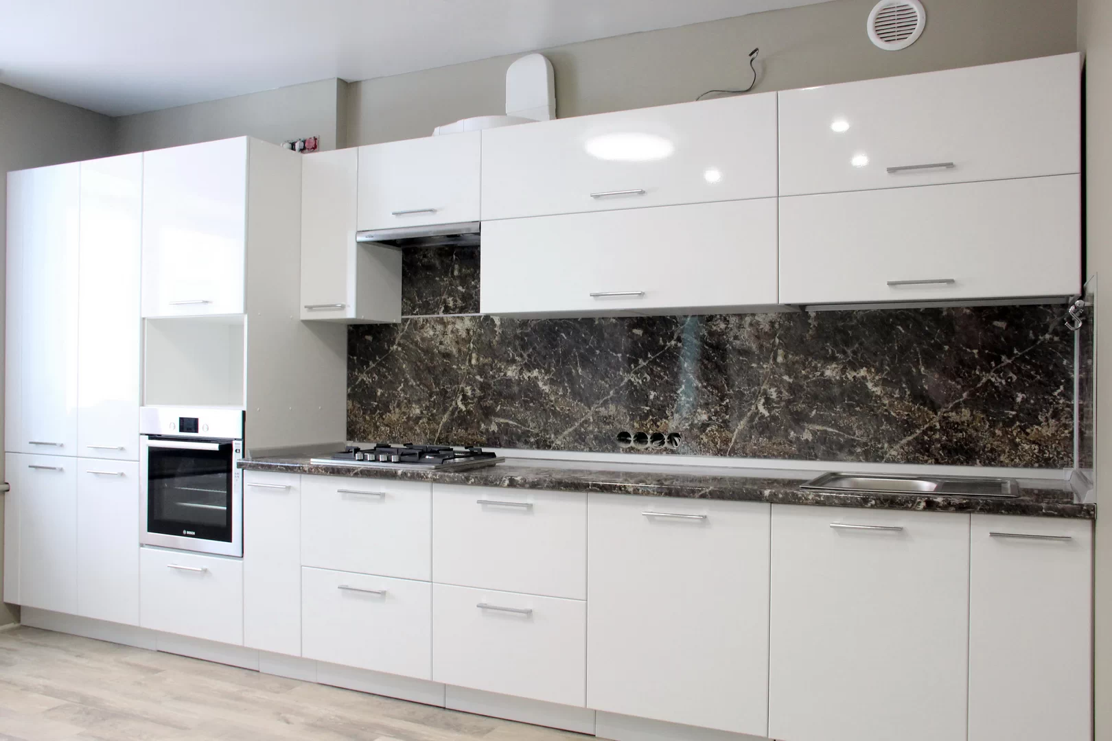 кухня белый глянец 4