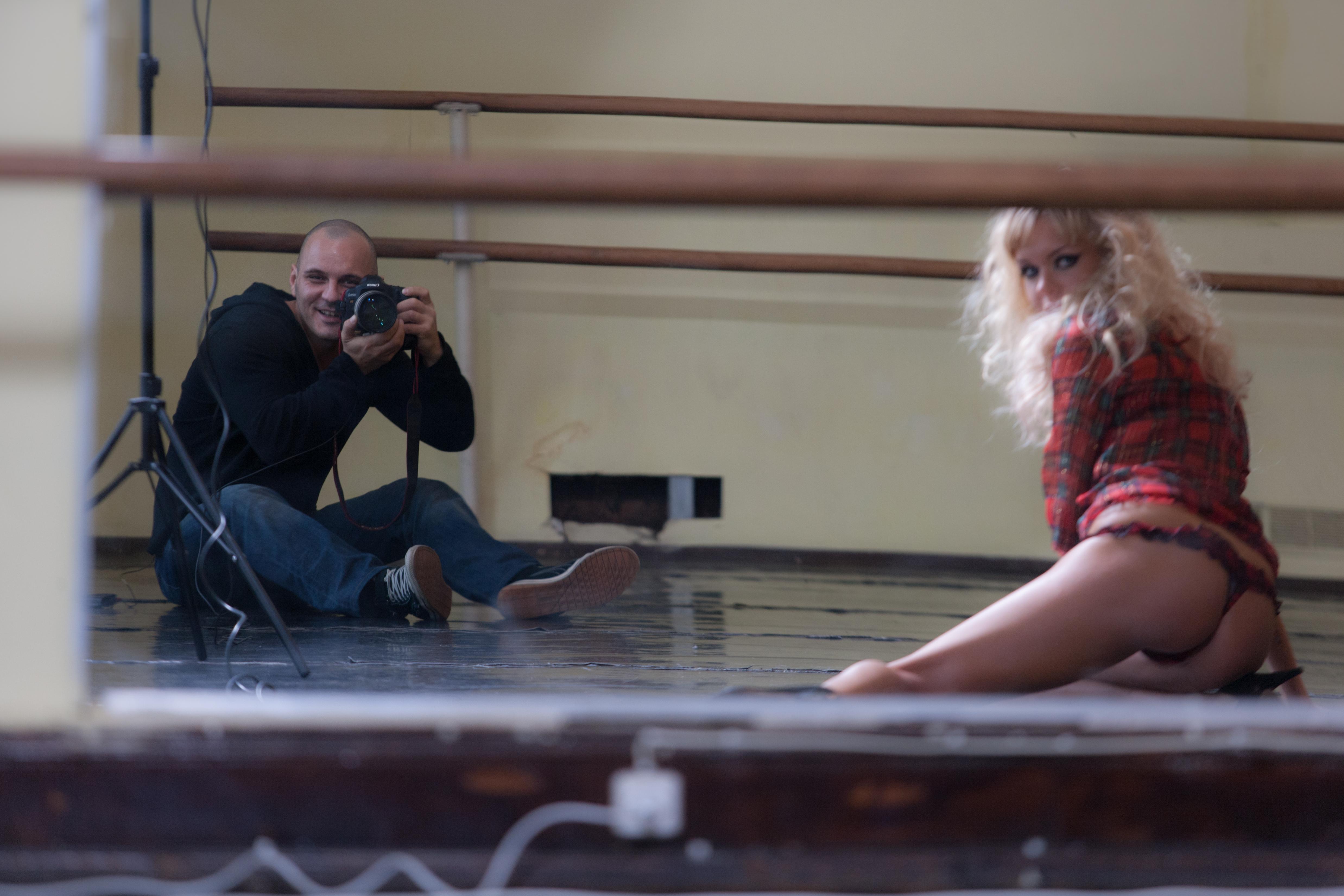 Фотограф Бязров и Анастезия - фотосессия в гостинице Москва