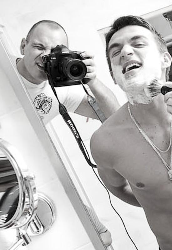 Фотограф Владимир Бязров и певец Влад Топалов