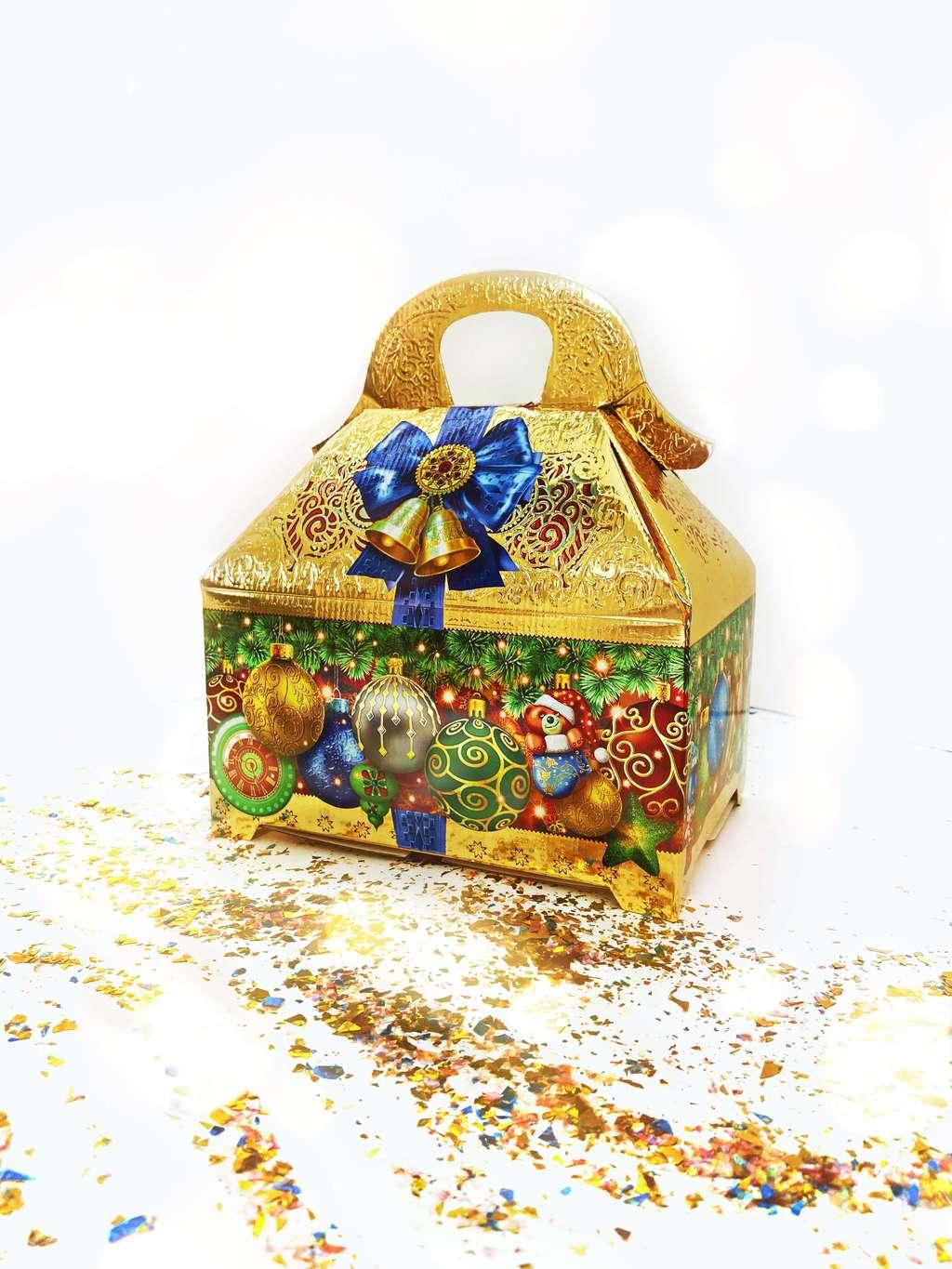 Подарокна новый год Снегири на ветке