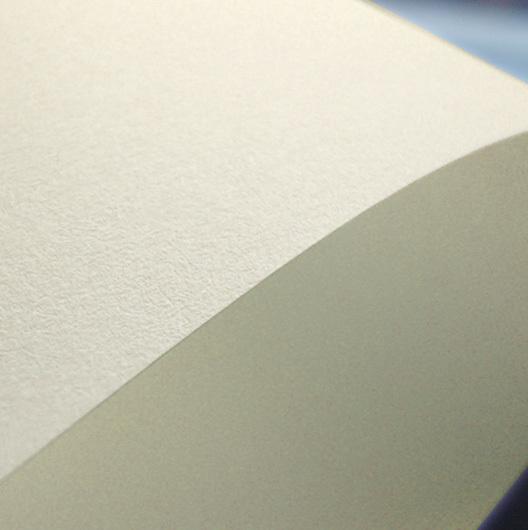 Визитки на картоне с текстурой скорлупы