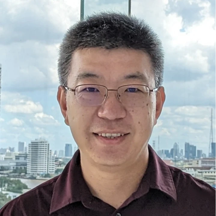 Zhijie Yang