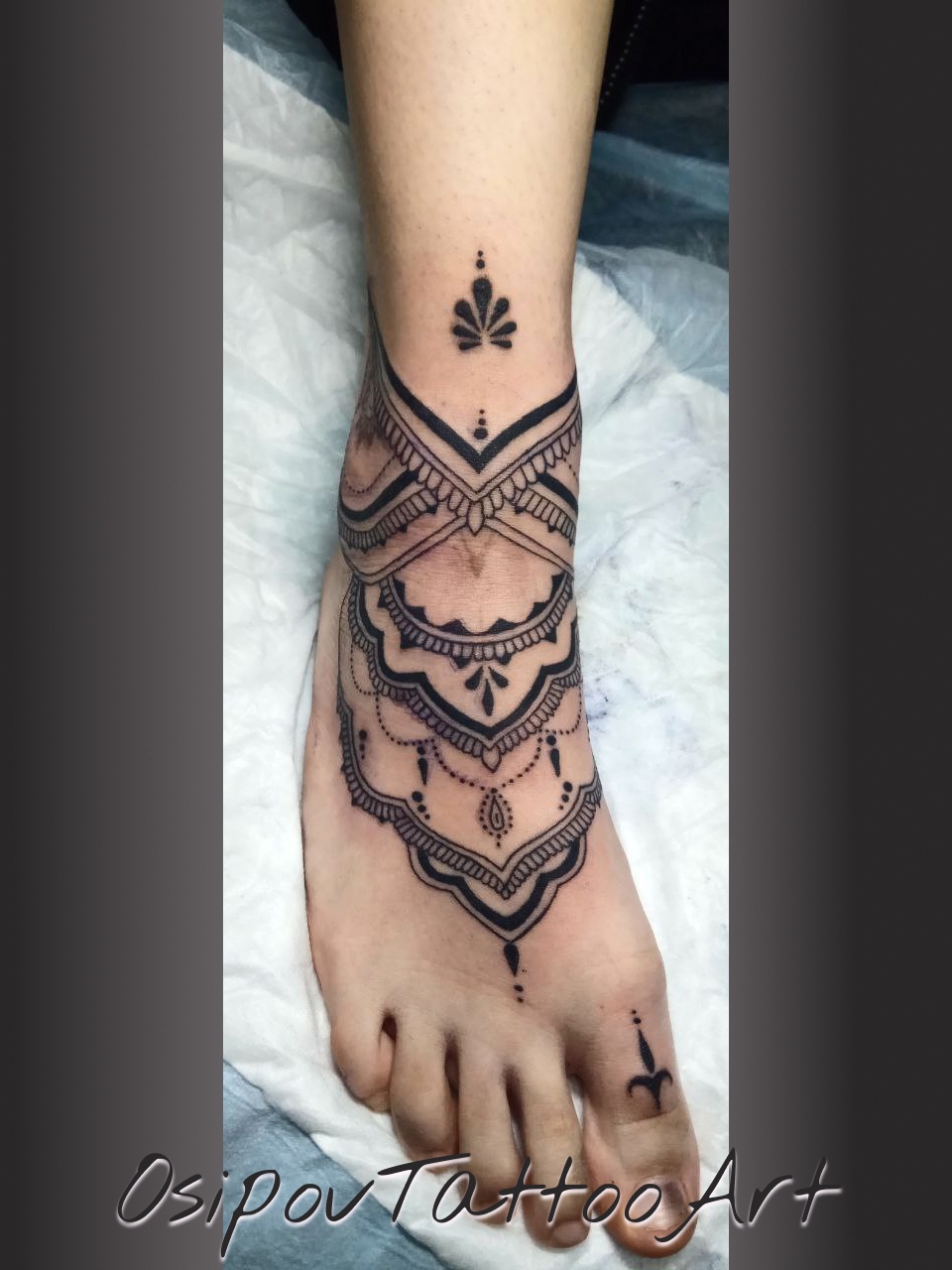 12_bw_osipovtattoo_mekhendi