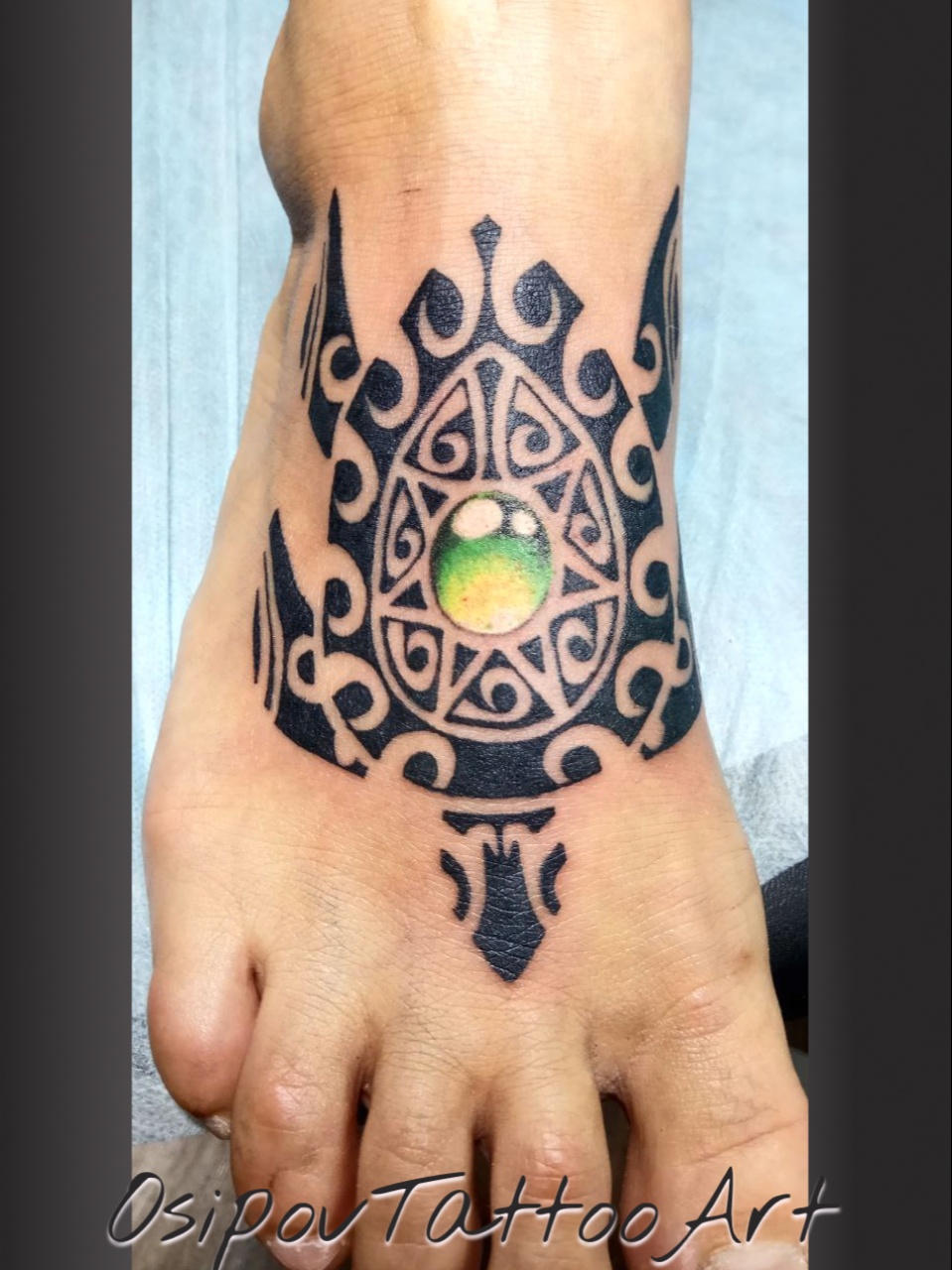 13_bw_osipovtattoo_turtle