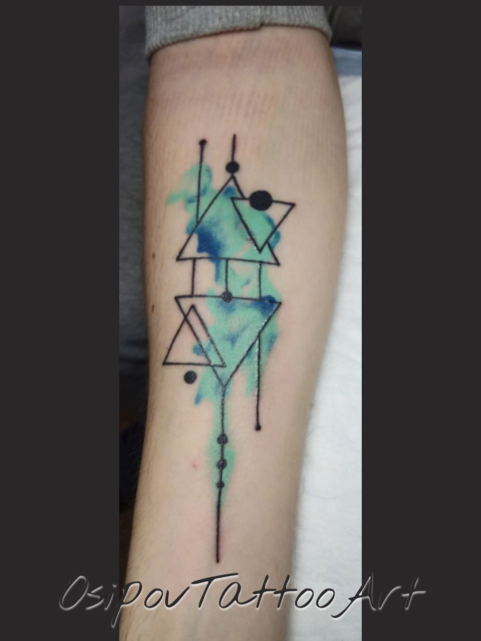 24_c_w_osipovtattoo_geom