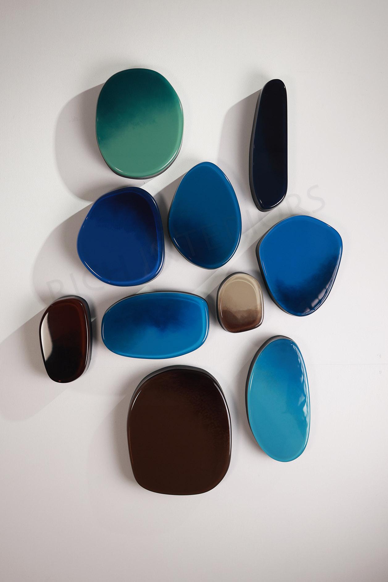 панно маски триптих пастельных цветов