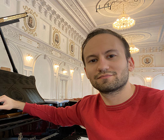 Валентин Хачатурян
