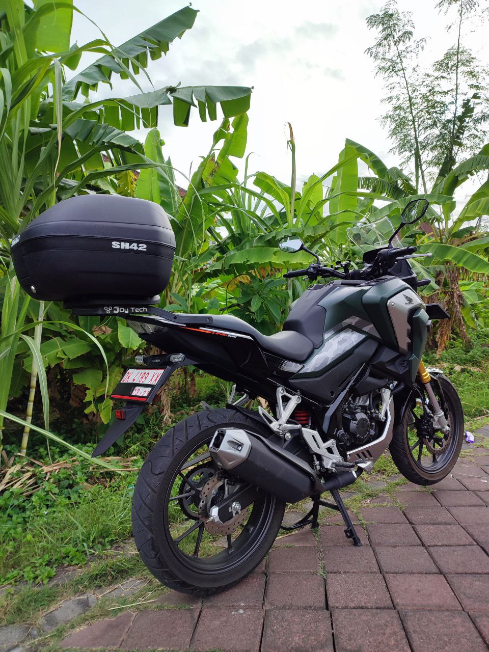 Honda CB150X green SHAD