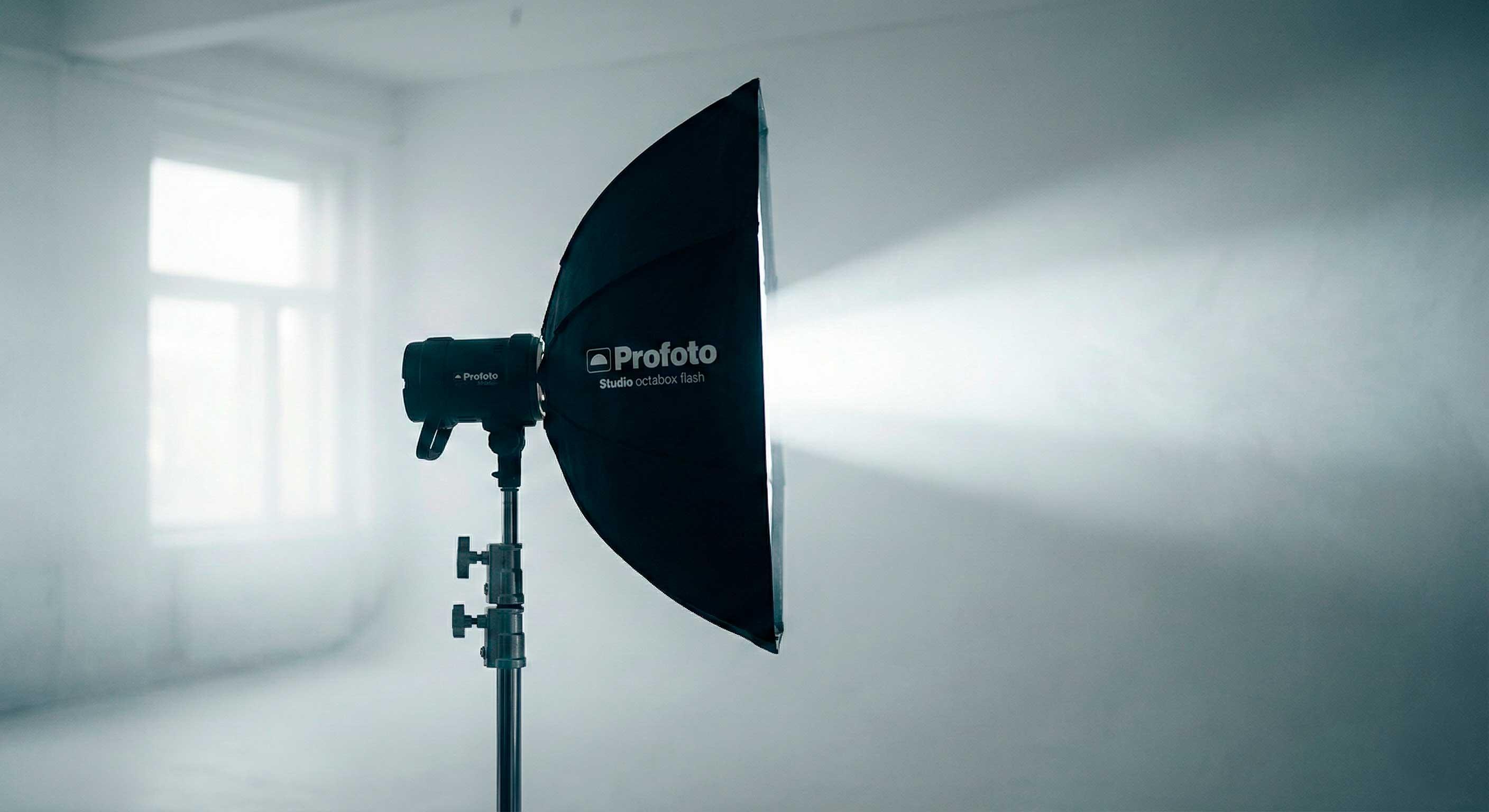 искусственный свет более гибок чем естественный