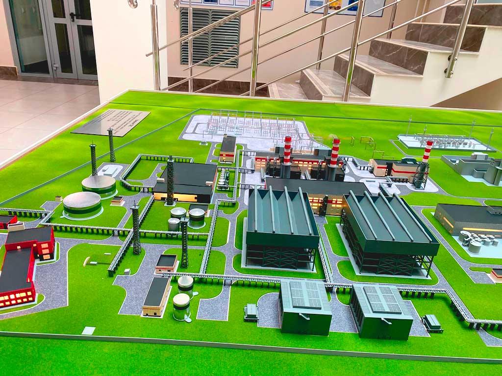 Макет техники для выставки Камаз участвовавший в гонке Париж Дакар