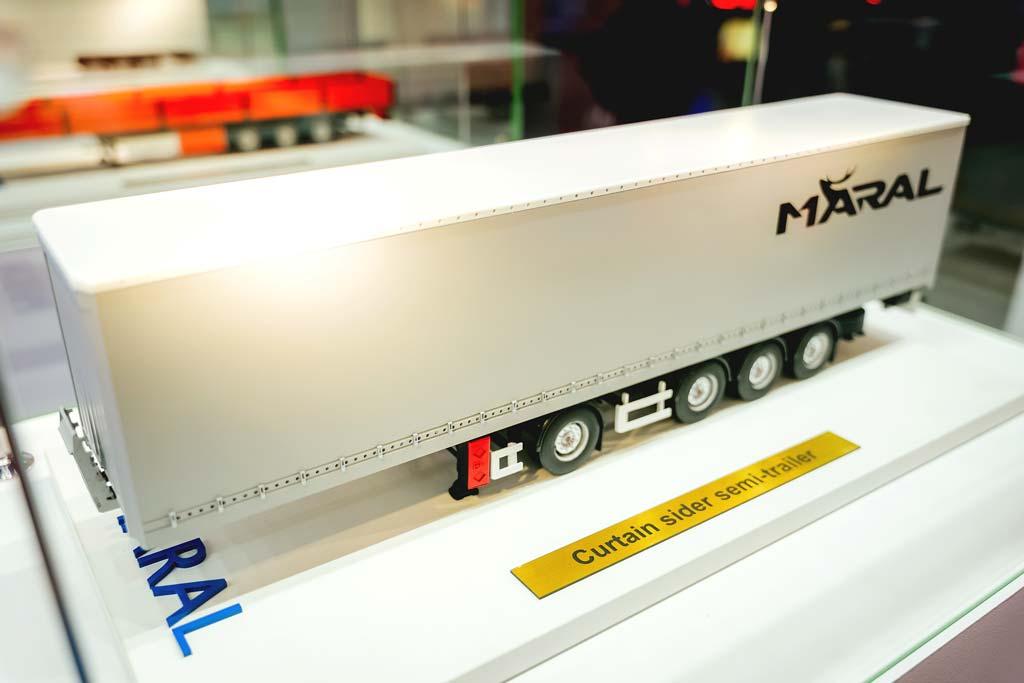 Макет техники для выставки полуприцеп