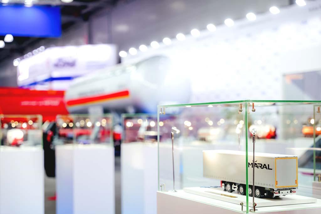 Макет техники для выставки полуприцеп