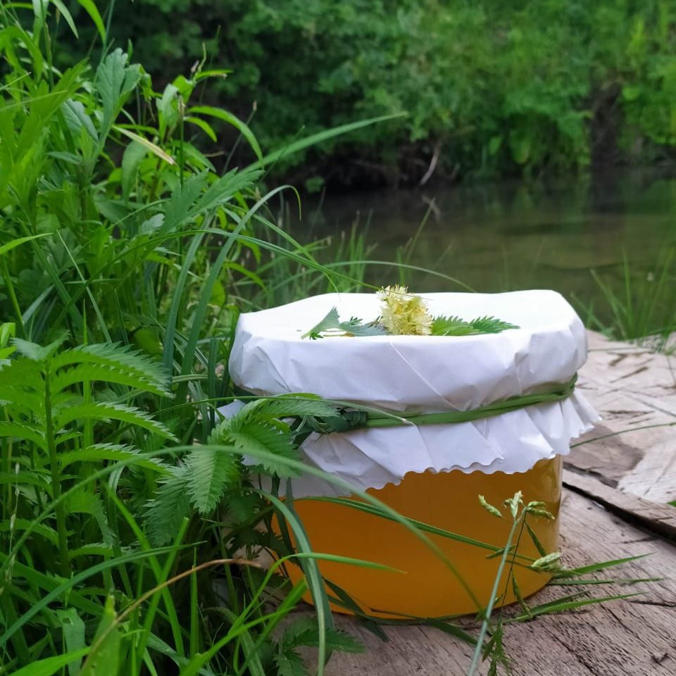 банка с медом