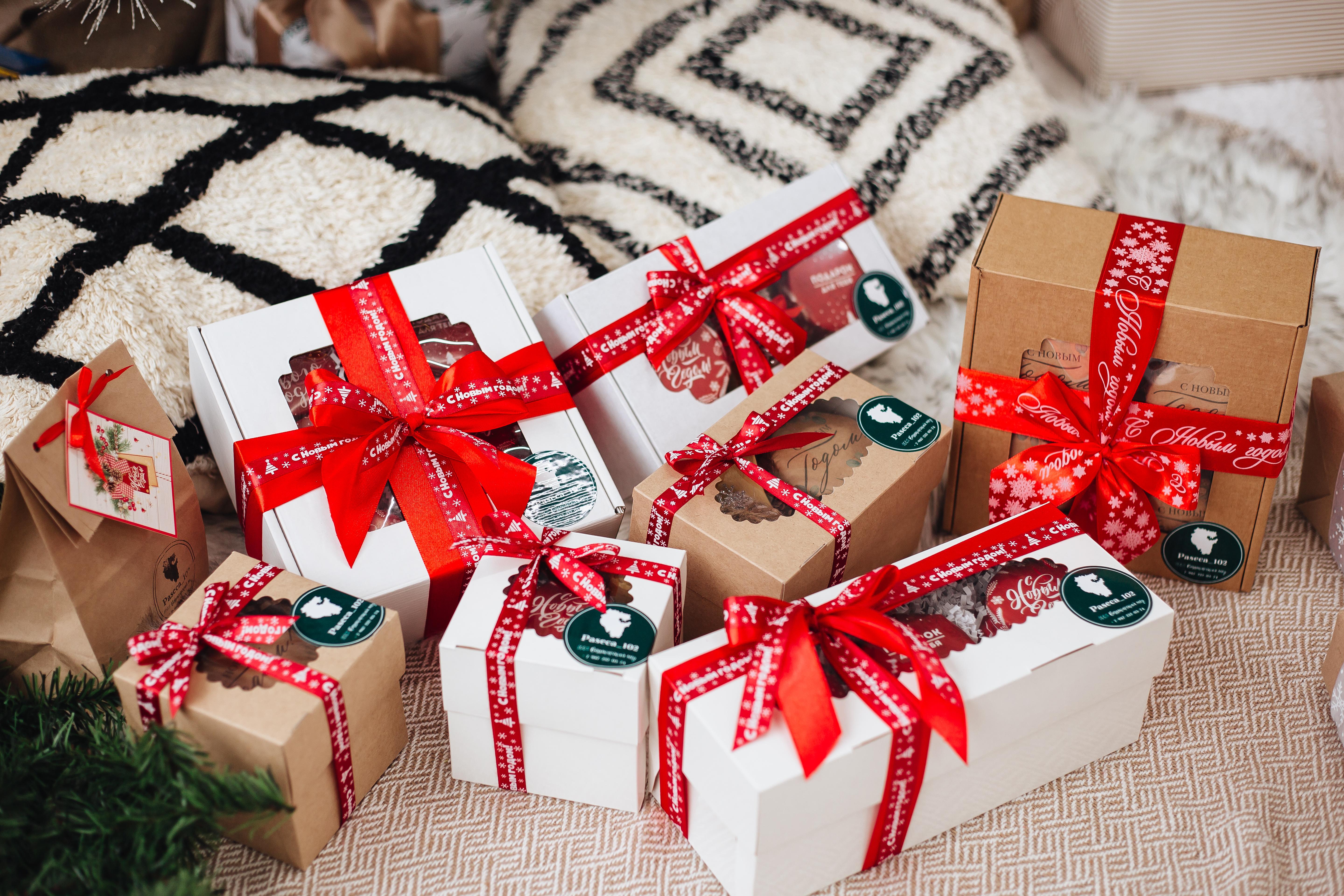 подарочные наборы из меда с орешками