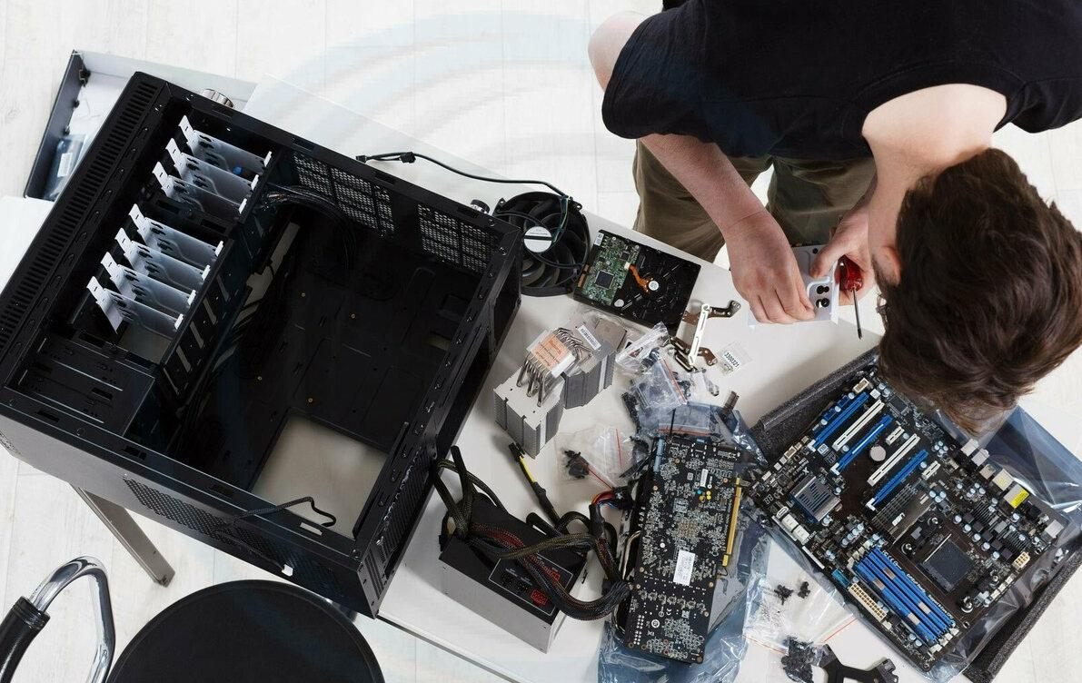 Комплектующие для сборки игрового ПК до 50000 рублей: процессор, кулер, видеокарта, материнская плата, ОЗУ, SSD