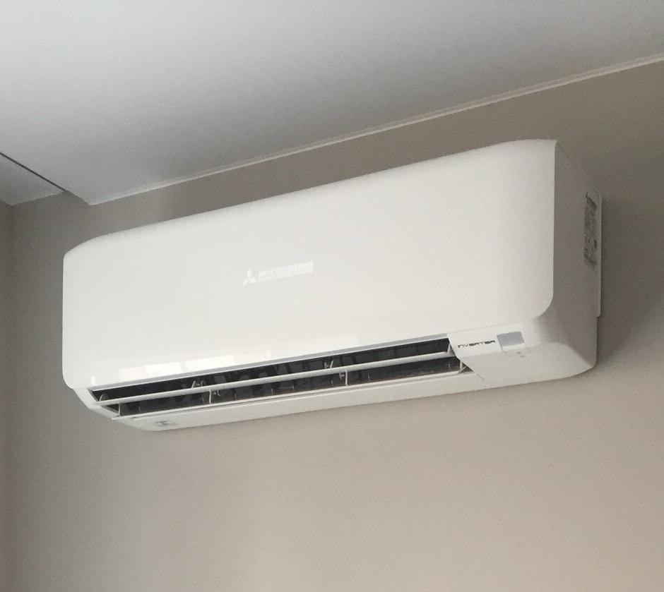 утечка газа хладогента из кондиционера Mitsubishi Heavy Mitsubishi Heavy кондиционер утечка фреона