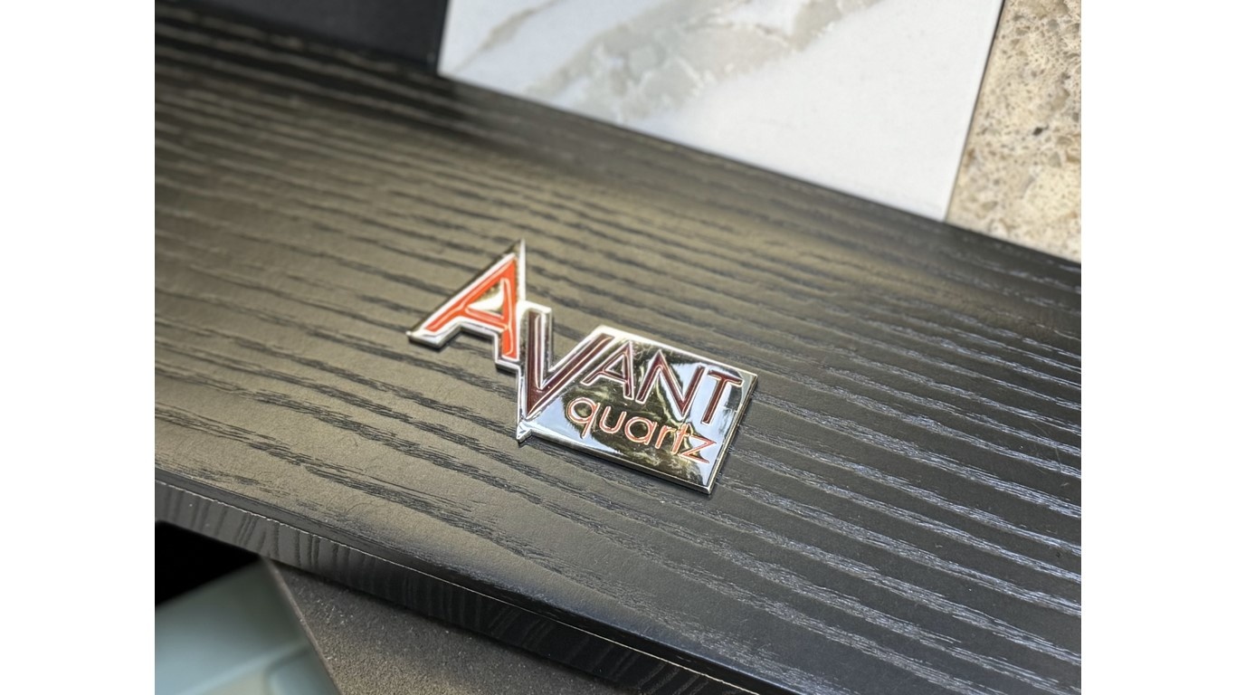 Avant Quartz