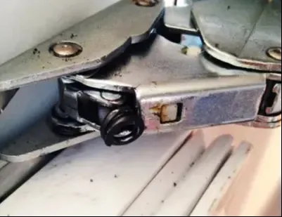 Цена замены петель Hettich встроенных встроенных холодильников