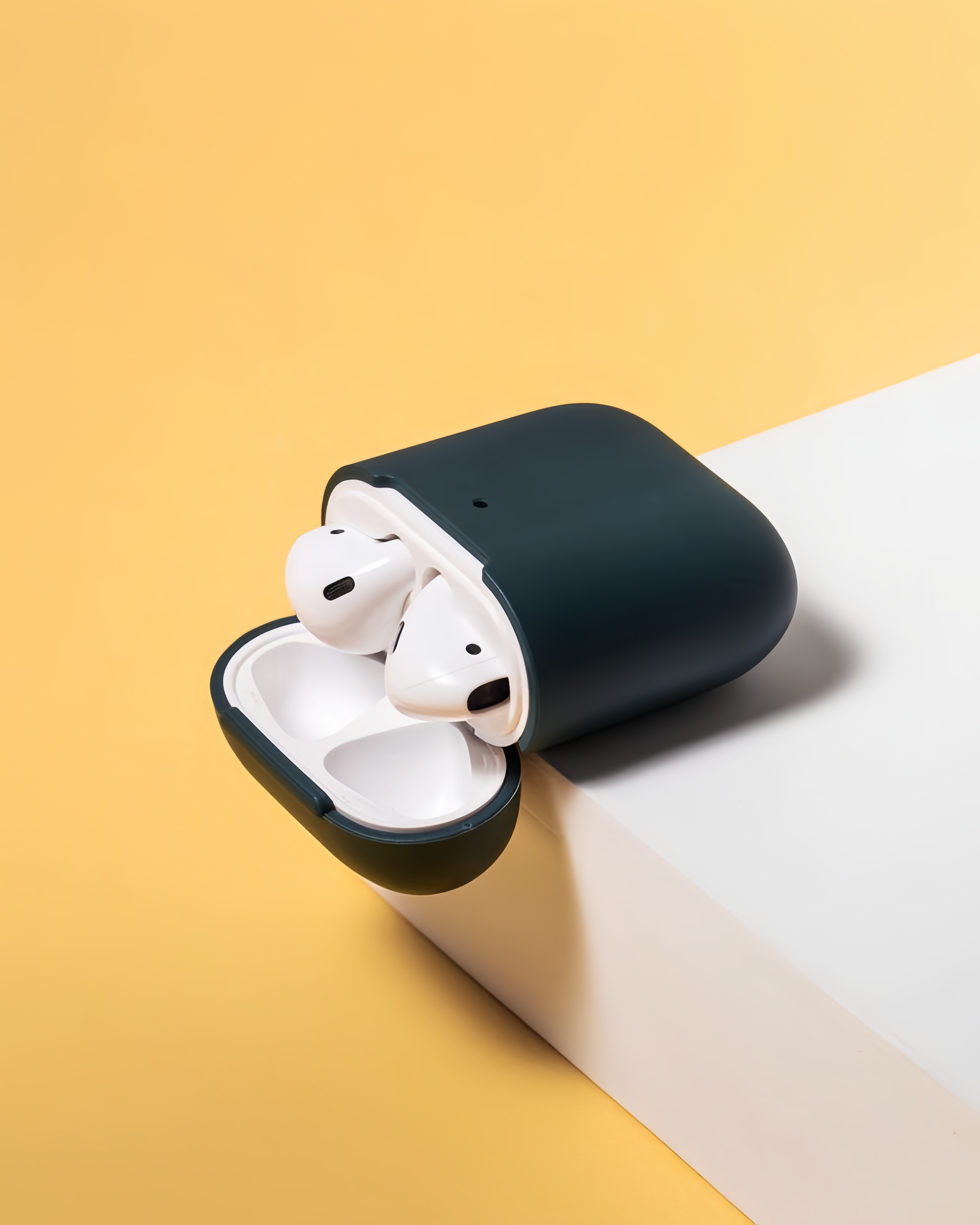 Обслуженные AirPods 2 c новым аккумулятором и стабильным подключением