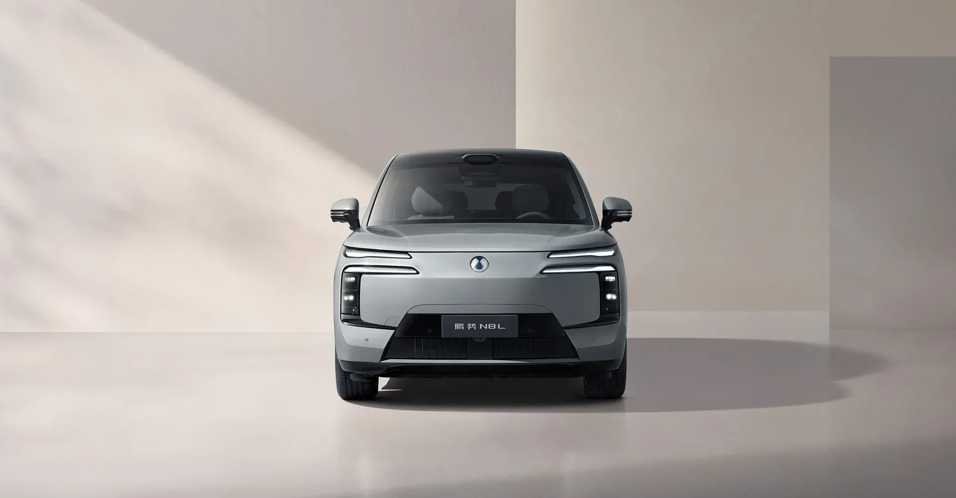 Xiami SU7 Ultra передние сиденья