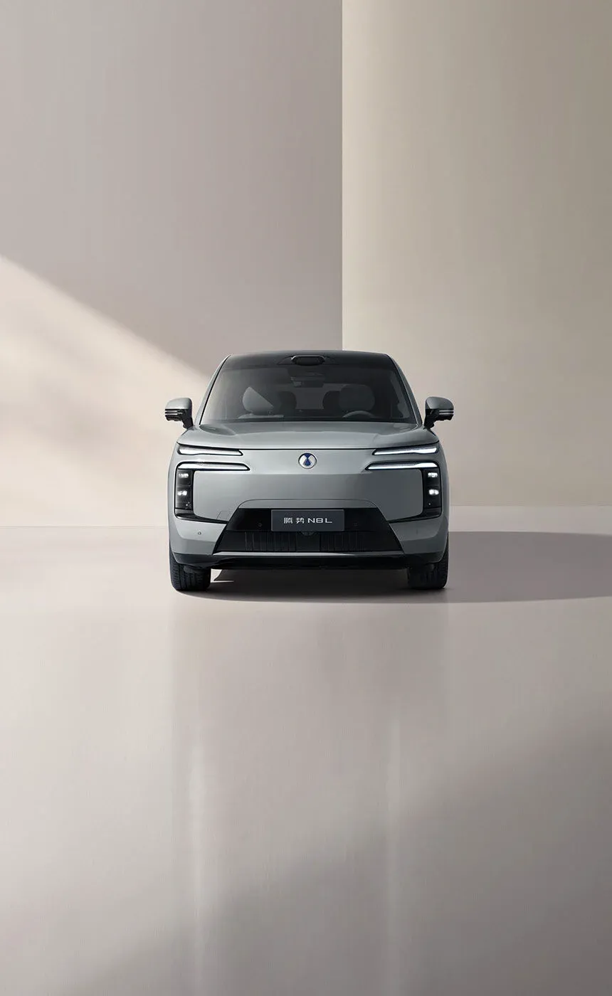 Xiami SU7 Ultra передние сиденья