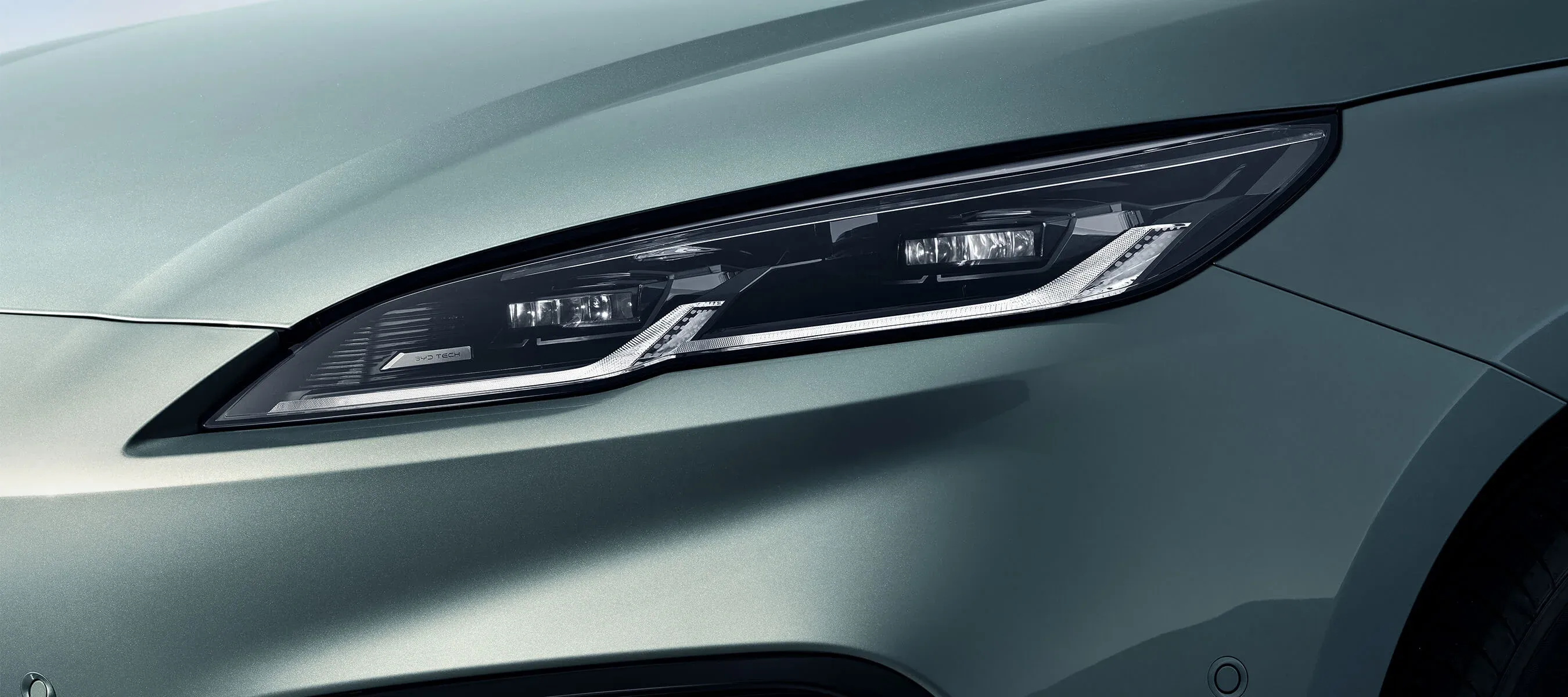 BYD Han DM-i салон