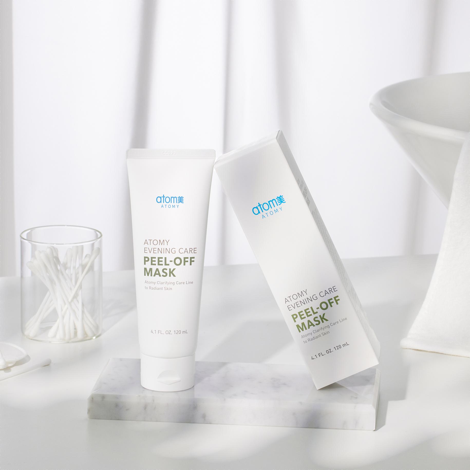 Атоми Ивнинг Кеар Маска